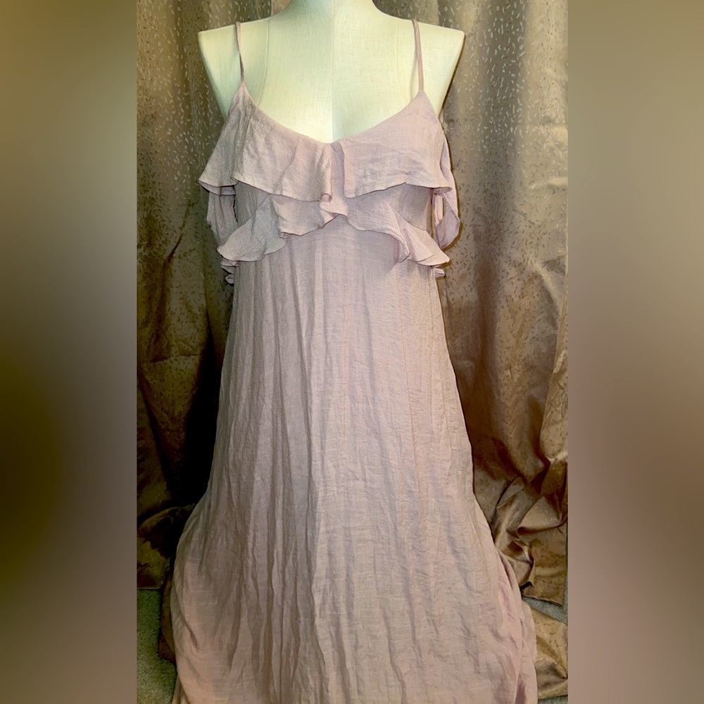 Cold shoulder SEXY, rose colored layered dress. Size S. Perfect for many events!